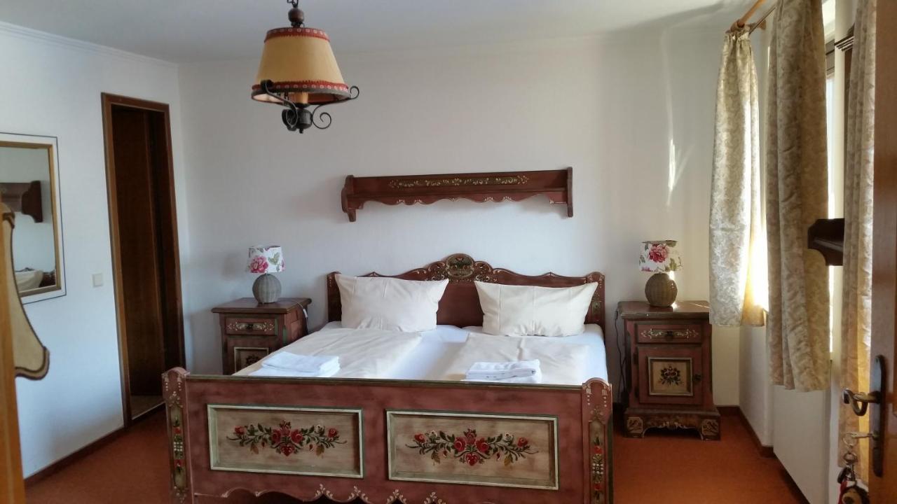 Classic Triple Room,780909837:JPEG